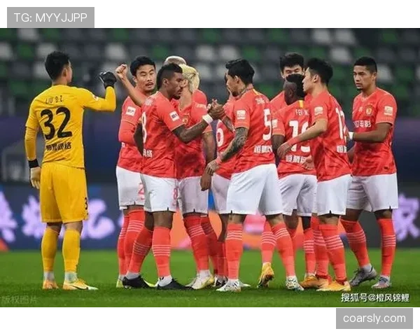 杨威家大院能开个小型健身房了？这日常真和他比赛时判若两人啊